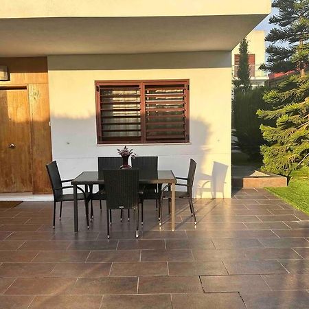 Modern 5-Bedroom Villa With Pool Montequinto Exterior photo
